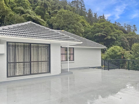 70 Sunny Grove, Wainuiomata, Lower Hutt