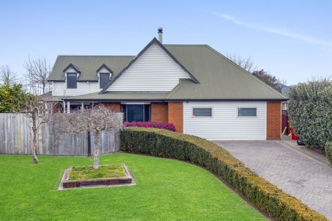 6 Fencourt Place, Rototuna North, Hamilton