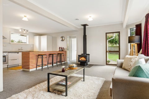 110 Main North Road, Woodend, Woodend