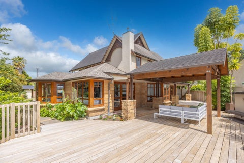 1102 River Road, Flagstaff, Hamilton