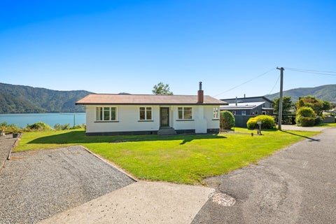 94 Main Road, Havelock