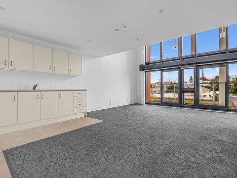 14F/30 Westward Hollow, GLEN EDEN, AUCKLAND