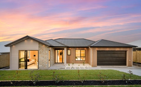 7 Awa Avenue, Helensville, Helensville