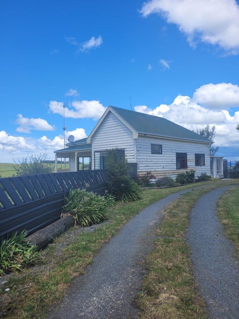 140 Pillans Road, Hillend