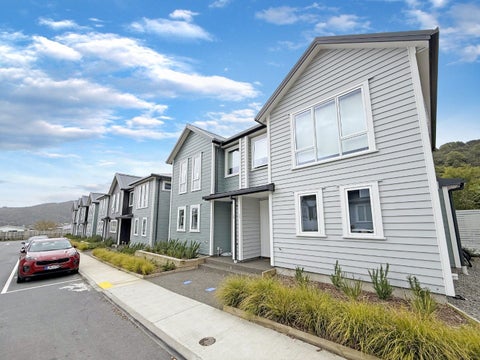 15 Te Ara o Puakawe, Wainuiomata, Lower Hutt