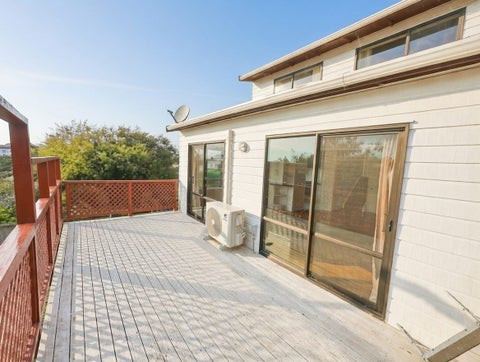 2/191 Mokoia Road, Birkenhead, Auckland