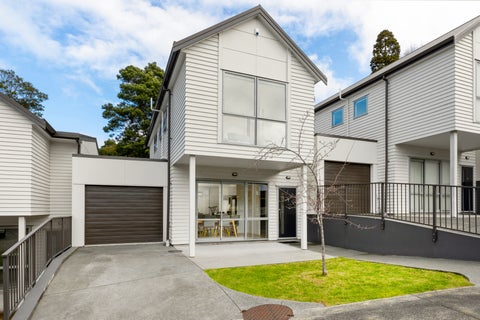 7/27 Powell Street, Avondale, Auckland