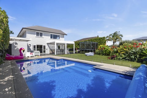 6 Piriti Drive, Te Atatu Peninsula, Auckland