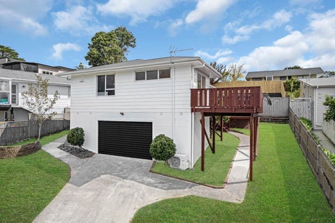 6 Celeste Place, Totara Vale, Auckland