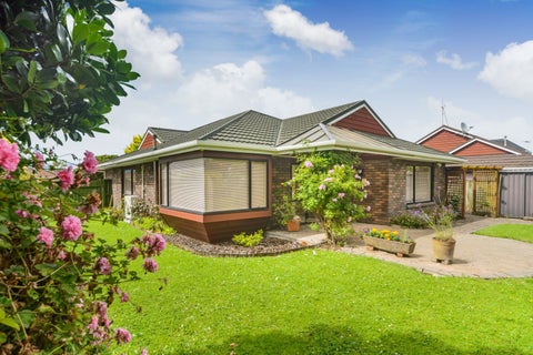 112 John F Kennedy Drive, Milson, Palmerston North