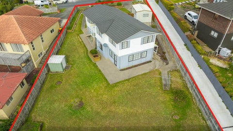 142 Oaktree Avenue, Browns Bay, Auckland