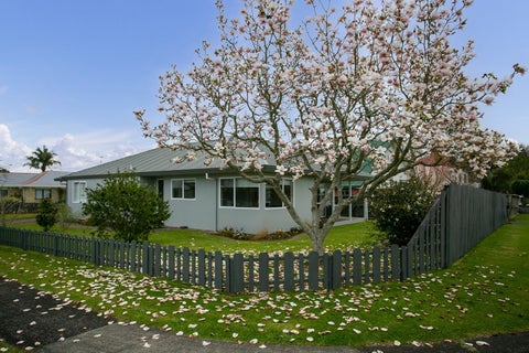 2 Hilliard Place, Leamington, Cambridge