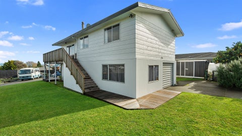 2 Ngaparaoa Drive, Maketu, Te Puke