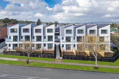5/2 Hyde Street, Manurewa East, Auckland