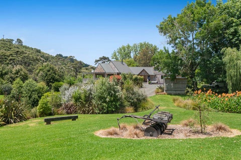 275 Inland Road, Helensville, Helensville