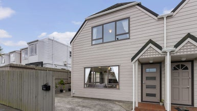 18A Frankmoore Avenue, Johnsonville, Wellington