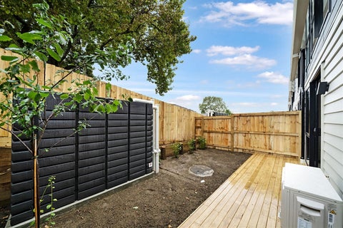 8/103 Portage Road, New Lynn, Auckland