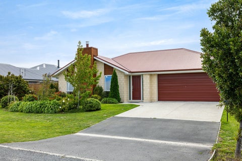 22 Claremont Crescent, Amberley, Amberley