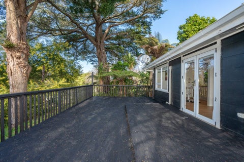 8 Fleming Place, Chedworth Park, Hamilton, Waikato