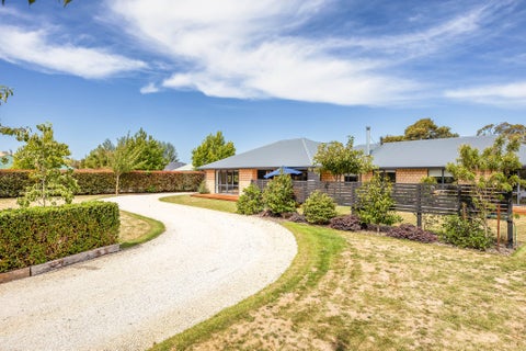 6 Willowside Place, Amberley, Amberley