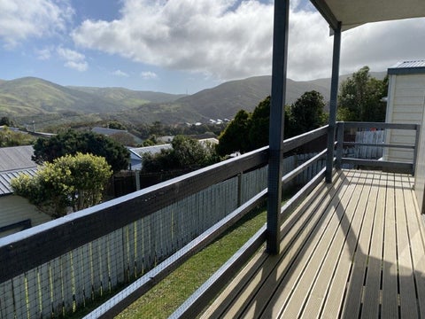 9A MOSSBURN GROVE, KELSON, LOWER HUTT