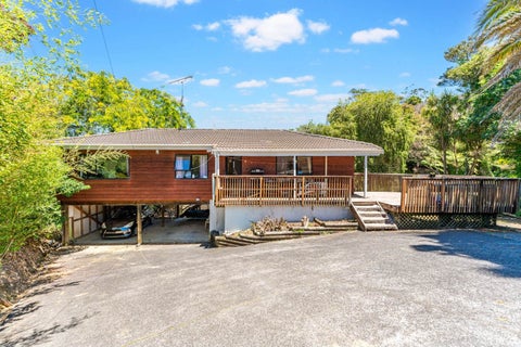 2/15A View Road, Glenfield, Auckland