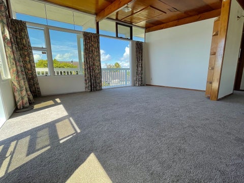 81 Forrest Hill Road, Milford, Auckland