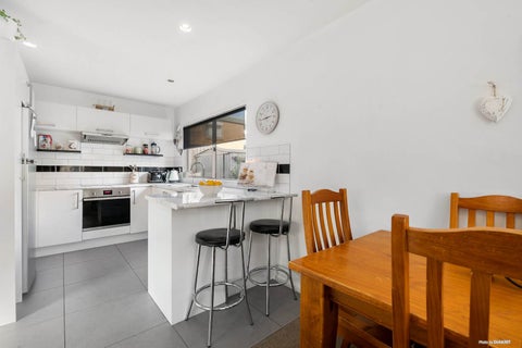 4/670 Whangaparaoa Road, Stanmore Bay, Whangaparaoa