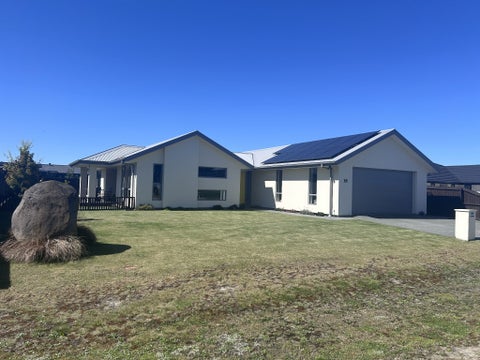 18 Memorial Crescent, Methven, Methven