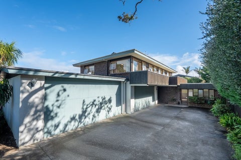 1/24 Saltburn Road, Milford, Auckland