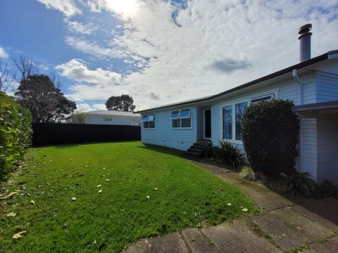 79 Lauderdale Road, Birkdale, Auckland