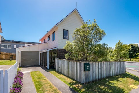 369 Kapiti Road, Paraparaumu Beach, Paraparaumu