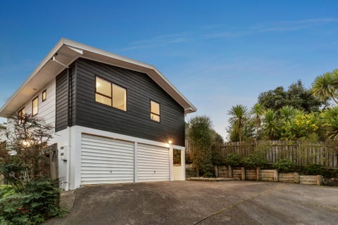 2/19 Greenvalley Rise, Glenfield, Auckland