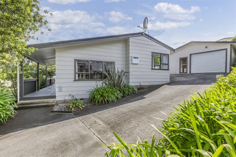 53 Albatross Close, Whitby, Porirua