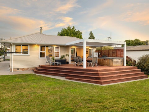 11 Vine Street, Hillcrest, Hamilton