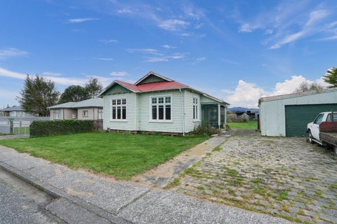 11 Clifden Highway, Tuatapere, Tuatapere
