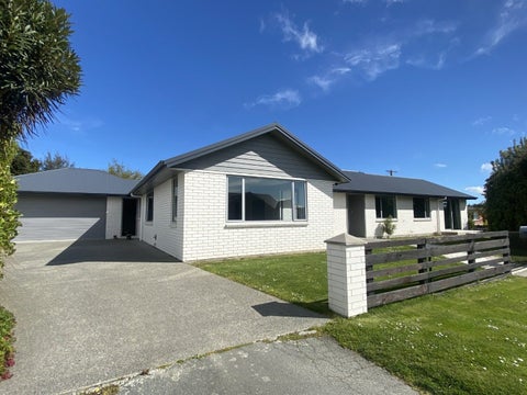 19 Welsh Road, Winton, Winton