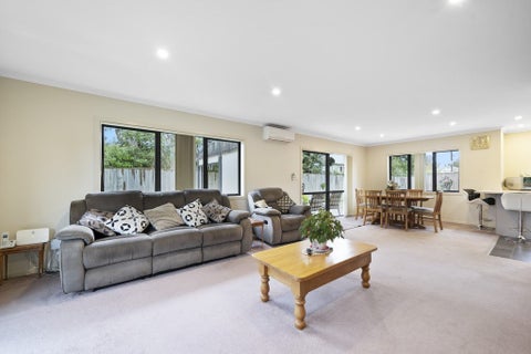24A Wakelin Street, Carterton