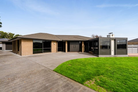 25B Dolphin Parade, Bell Block, New Plymouth
