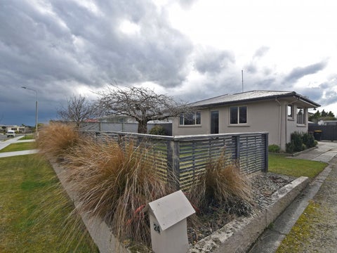 24 White Street, Newfield, Invercargill