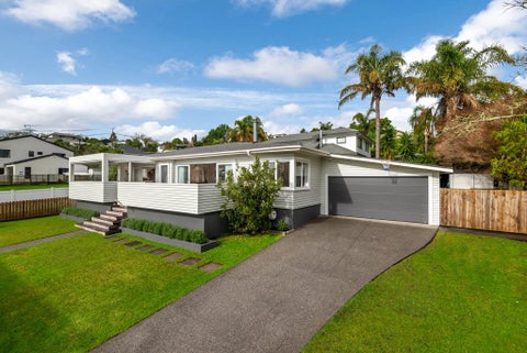 6 Manuwai Road, Torbay, Auckland