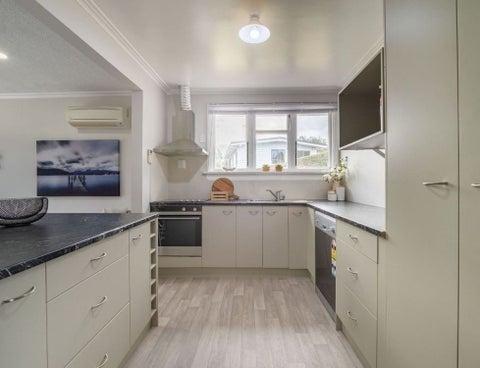 489 Kaikorai Valley Road, Bradford, Dunedin