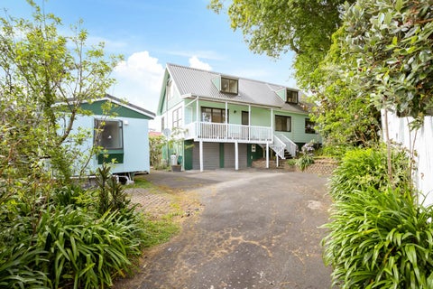 71 Gallony Avenue, Massey, Auckland