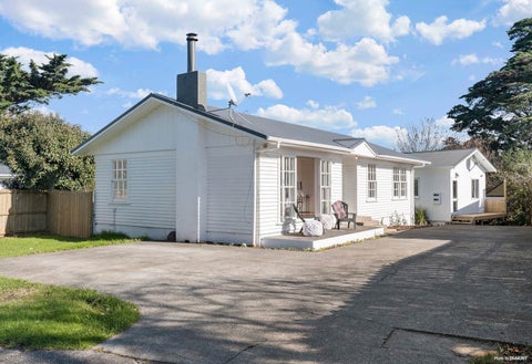 136 Edgewater Drive, Pakuranga, Auckland