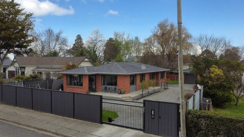 11 Springfield Road, Milton, Milton