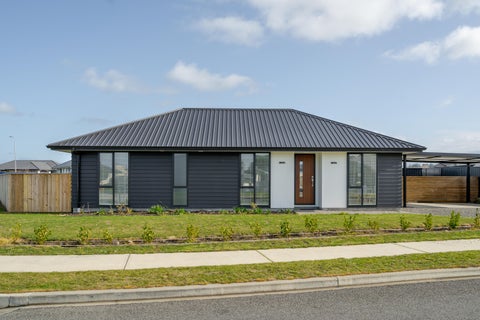 5 Mitre Way, Masterton