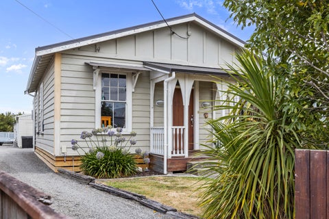 20 Railway Crescent, Masterton