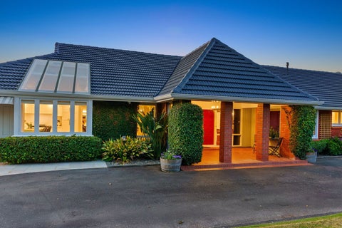 52 Winara Avenue, Waikanae, Waikanae