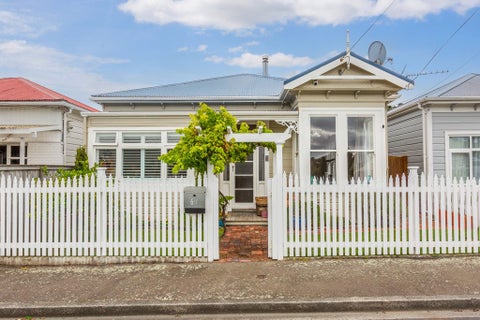 60 Stanley Street, Berhampore, Wellington
