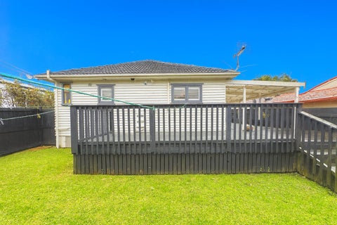 40A Riro Street, Point Chevalier, Auckland